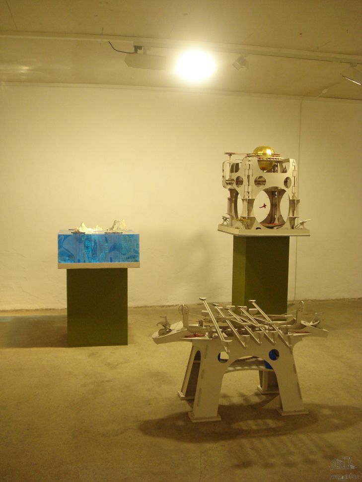 Rando Moricca - WAROOM - Plastik